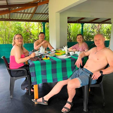 סיגירייה Sigiri Sandilu Homestay מראה חיצוני תמונה