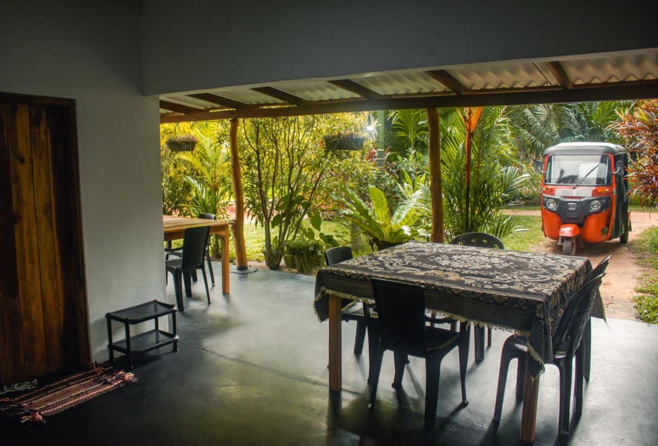 סיגירייה Sigiri Sandilu Homestay מראה חיצוני תמונה